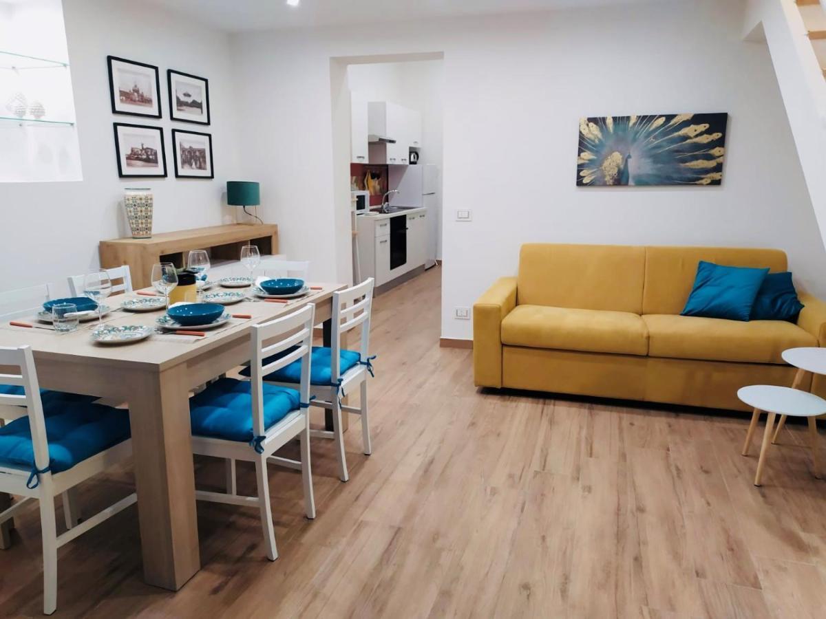 La Maison Rue De Branca คาตาเนีย ภายนอก รูปภาพ